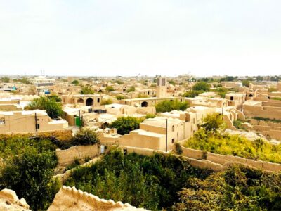 همنشینی رنگها در شهر کویری
