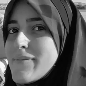 زهرا عبایی