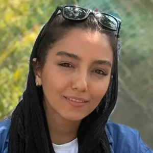 ملیکا احمدی گلریز