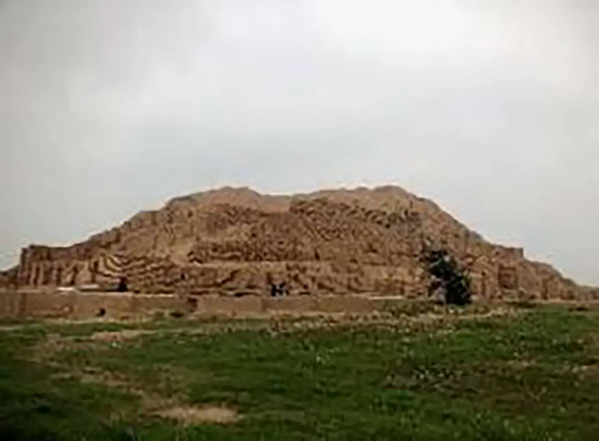 تصویر 2: چغازنبیل بعد از تخریب، منبع: نگارنده