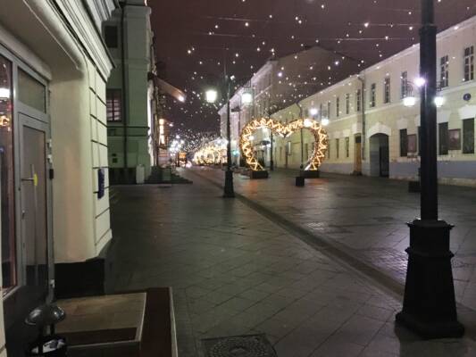 نقش منظر شبانه در فضاهای جمعی شهرهای سن‌ پترزبورگ و مسکو