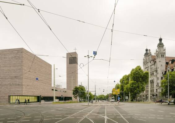 کلیسای تثلیث مقدس اثر گروه معماری شولتز