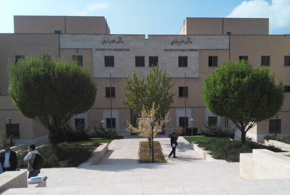 چگونگی استفاده از مفهوم تاکید در فضا
