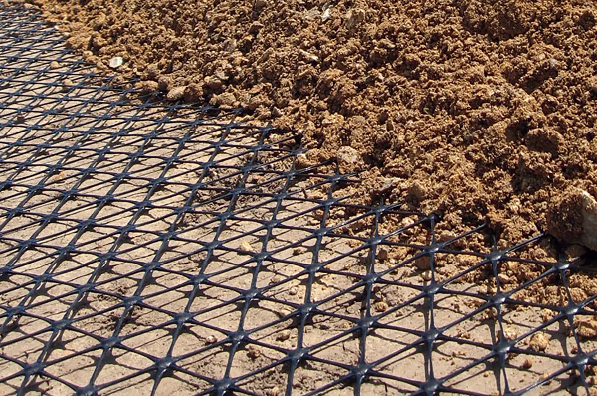 بررسی ژئوسنتتیک ها در معماری منظر