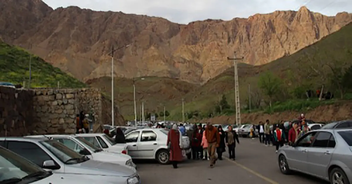 نقد طراحی منظر محدوده کلیسای سنت استپانوس جهت حفظ هویت مذهبی